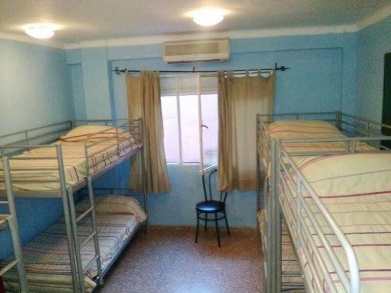 نزل Residencia Malaga Backpackers المظهر الخارجي الصورة